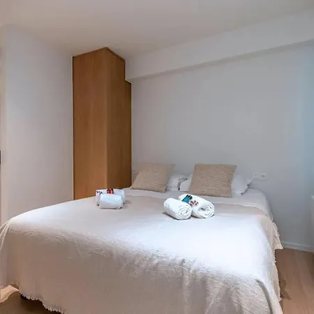 Lejlighed Lush 3bed/3bath Penthouse W Deck *