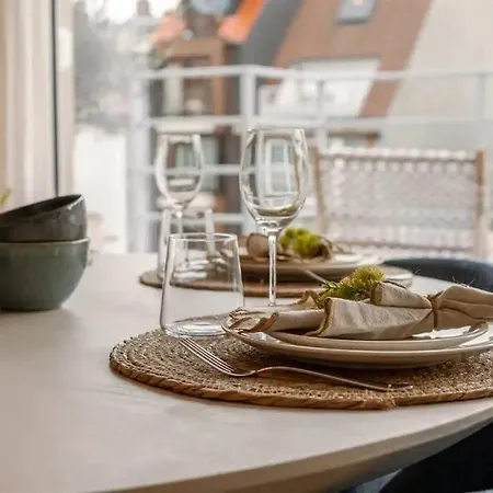 Lush 3bed/3bath Penthouse W Deck Lejlighed