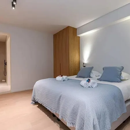 Lush 3bed/3bath Penthouse W Deck Lejlighed *