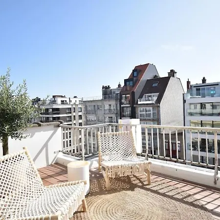 Lejlighed Lush 3bed/3bath Penthouse W Deck