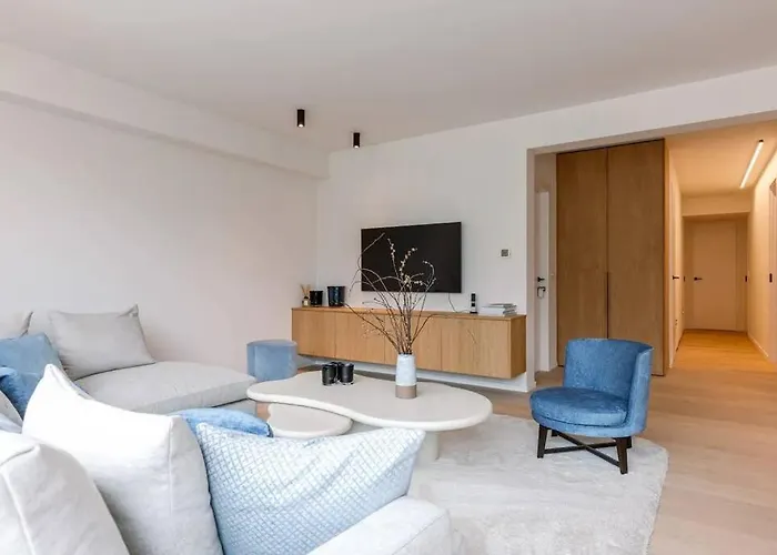 Apartment Lush 3bed/3bath Penthouse W Deck Knokke-Heist