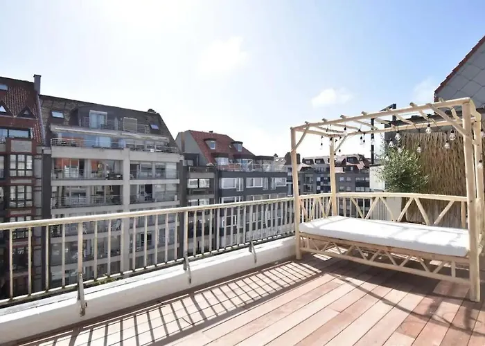 Lush 3bed/3bath Penthouse W Deck Apartment Knokke-Heist