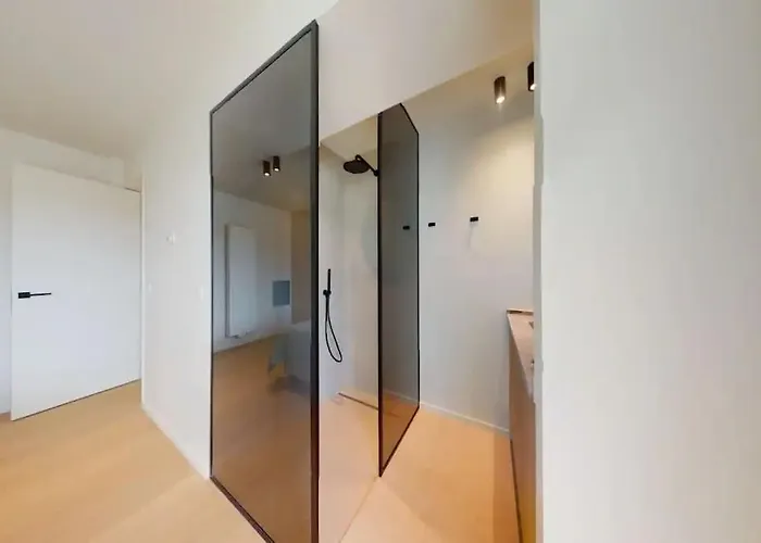 Lush 3bed/3bath Penthouse W Deck * Knokke-Heist